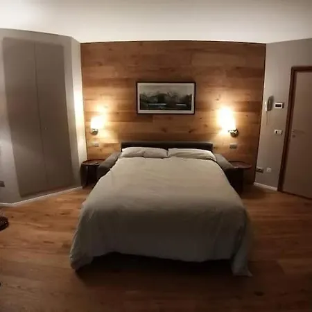 Raffinato Ed Accogliente Monolocale Di Montagna ブレウイル・チェルヴィナイア