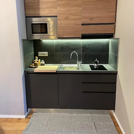 アパート Raffinato Ed Accogliente Monolocale Di Montagna ブレウイル・チェルヴィナイア